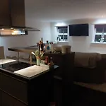 Modern Town Centre 2 Story 2 Bedroom Northallerton