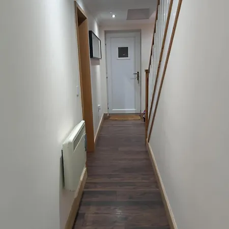 Modern Town Centre 2 Story 2 Bedroom Сasa de vacaciones Northallerton