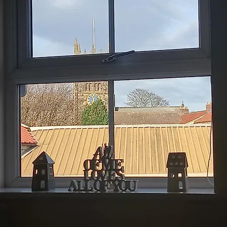 Beautiful 2 Storey In North Yorkshire Town Centre Northallerton